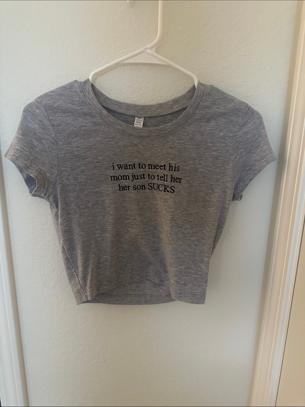 Gray Graphic Crop Tee - Women's Casual Top